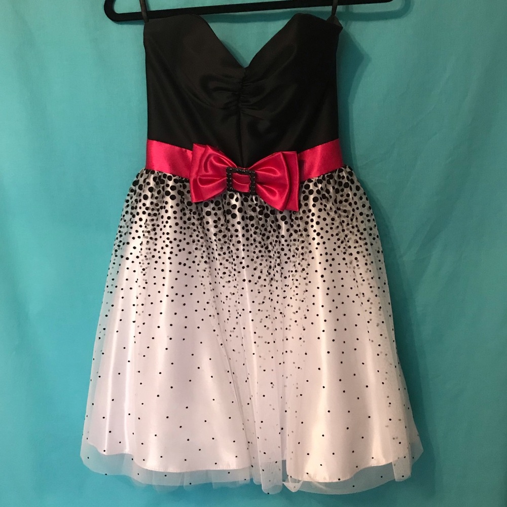 Jessica McClintock Size 5 Formal Dress